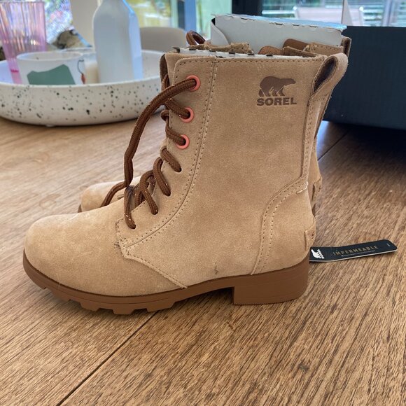 NWT Sorel Youth Emelie Lace boots - Picture 6 of 8